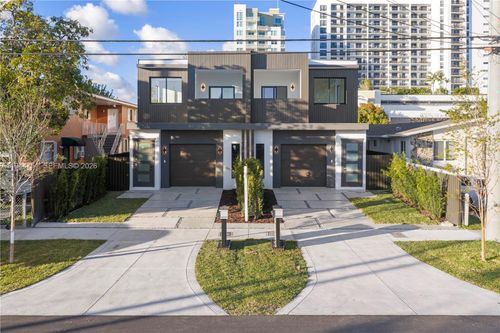 b-3187 Sw 23rd St, Miami, FL, 33145-3117 | Card Image