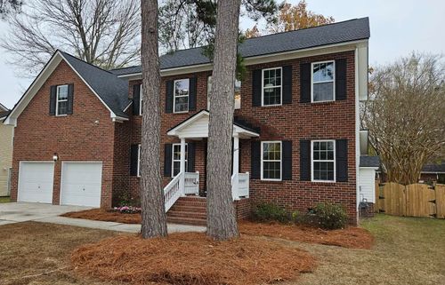 110 Holbrook Ln, Goose Creek, SC, 29445-7170 | Card Image