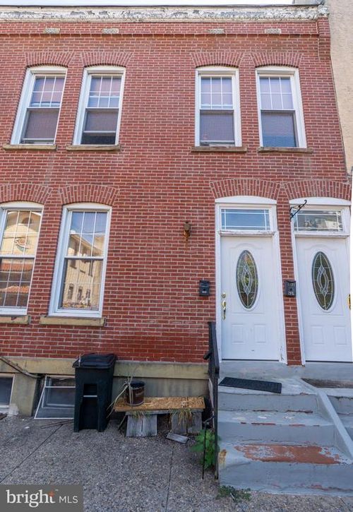fl-1st-1121 S 13th St, PHILADELPHIA, PA, 19147-4534 | Card Image