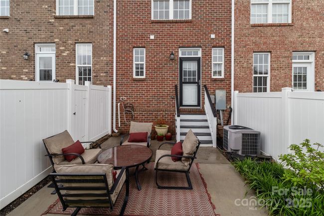 16930 Summers Walk Blvd, Townhouse with 2 bedrooms, 3 bathrooms and null parking in Davidson NC | Image 30