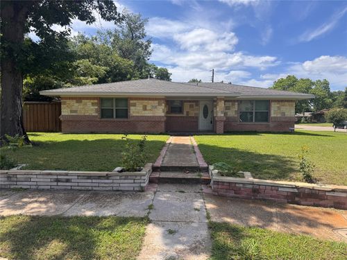 514 Lynn Dr E, Irving, TX, 75062-5646 | Card Image