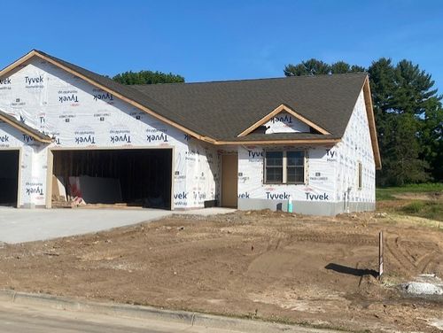 5149 Maple Leaf Path, Eau Claire, WI, 54703 | Card Image