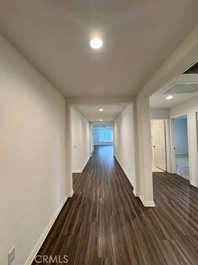 32261 Wild West Ct, House other with 4 bedrooms, 2 bathrooms and 2 parking in Winchester CA | Image 9