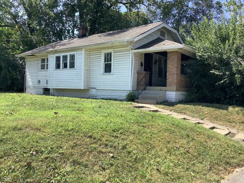 5269 Brookville Rd, Indianapolis, IN, 46219-8031 | Card Image