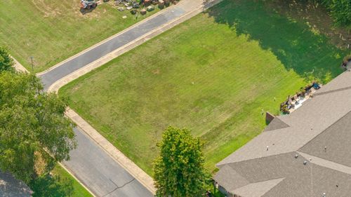 501 St Andrews Pl, Grove, OK, 74344 | Card Image