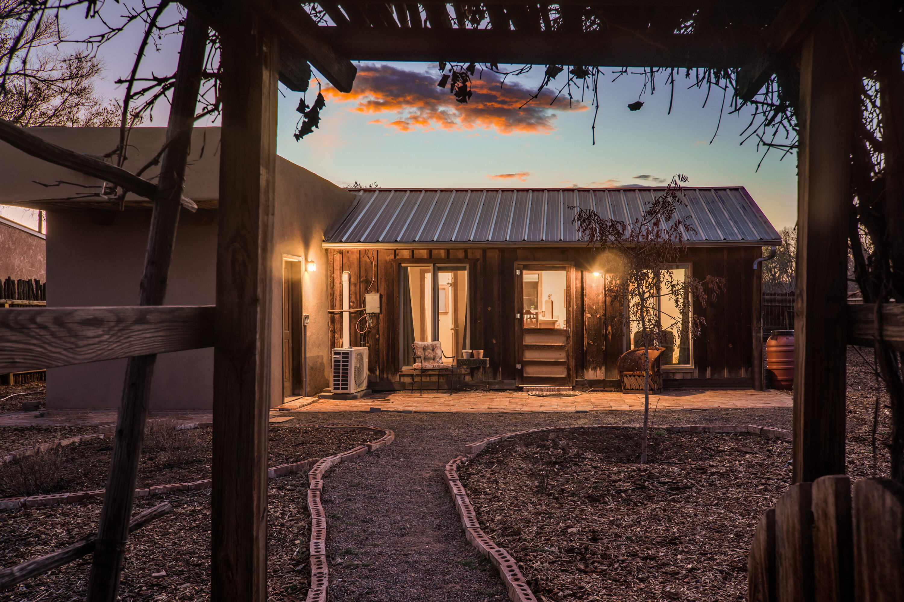 Corrales Rd, Corrales, NM 87048
