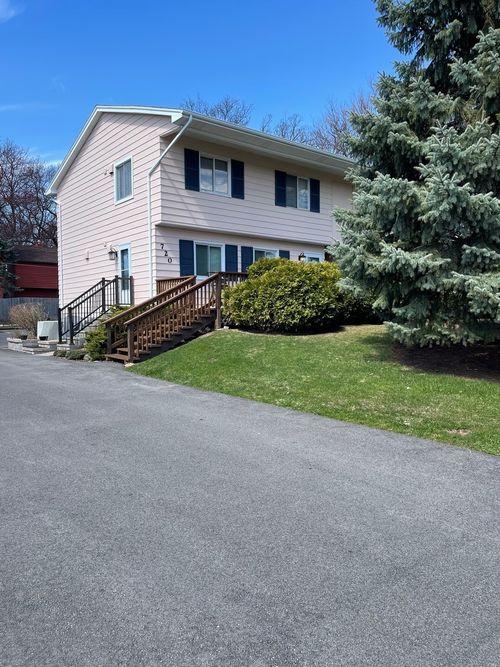 apt-d-720 Barron Blvd, Grayslake, IL, 60030-1377 | Card Image