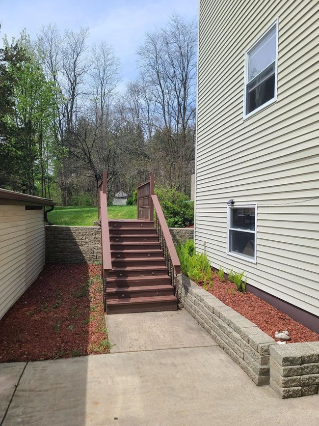 N5665 Dunning Rd, House other with 3 bedrooms, 2 bathrooms and null parking in Pardeeville WI | Image 15