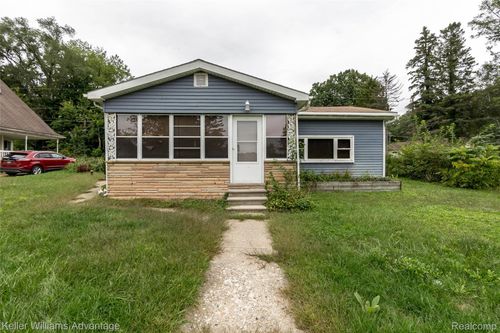 2642 Lakeridge, Wixom, MI, 48393-1213 | Card Image