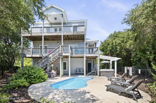 104 Wiley Ct, Emerald Isle, NC, 28594-2443 | Card Image