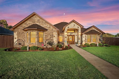 1515 N Davis St, West, TX, 76691-1010 | Card Image