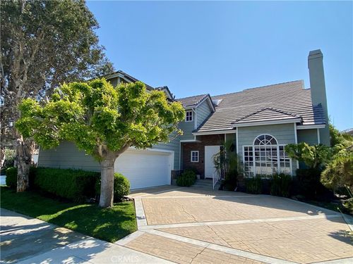 4192 Shorebreak Dr, Huntington Beach, CA, 92649-2183 | Card Image