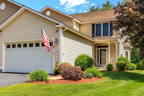 52 Old Stage Rd, Litchfield, NH, 03052-2364 | Card Image