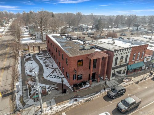 107 S Main St, Almont, MI, 48003-1067 | Card Image