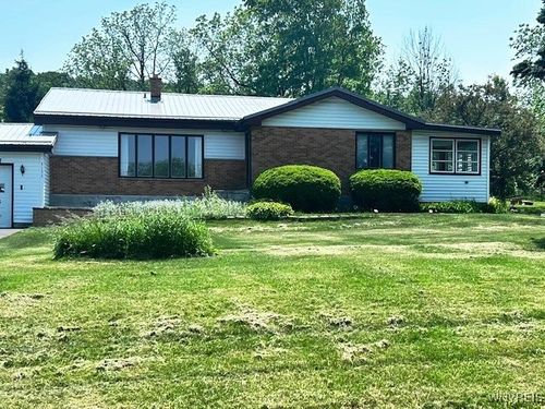 3132 Lower Mountain Rd, Sanborn, NY, 14132-9110 | Card Image