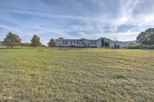 5060 Gap Creek Rd, Bulls Gap, TN, 37711-2830 | Card Image