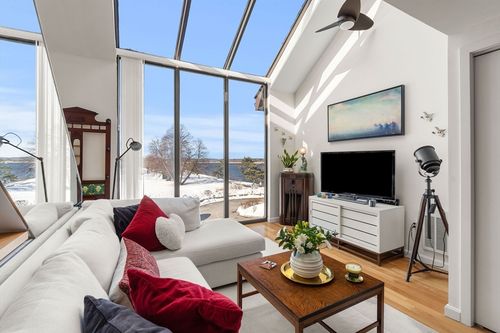 unit-45-126 Merrimac St, Newburyport, MA, 01950-2449 | Card Image