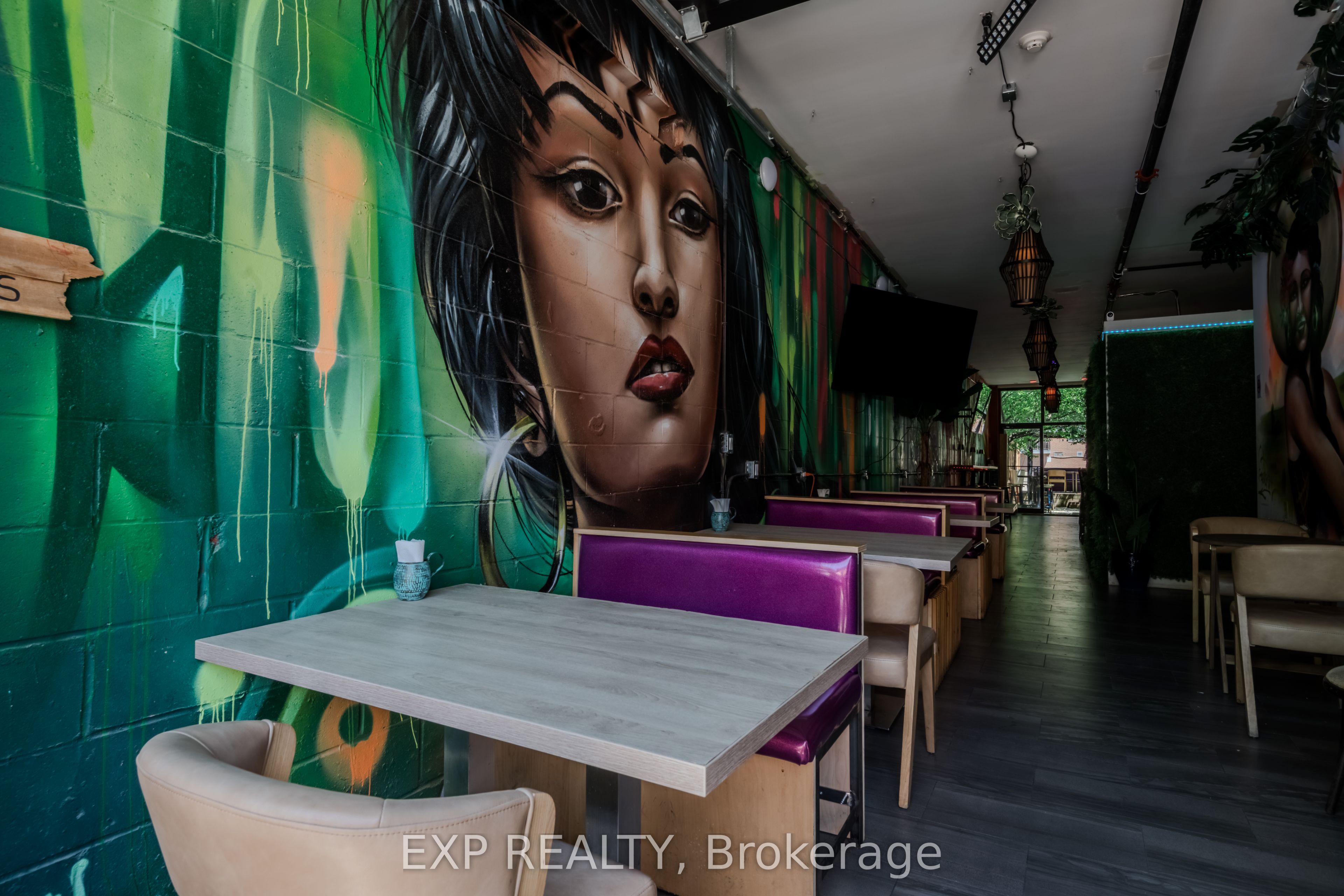Commercial Sale in Toronto C01 4