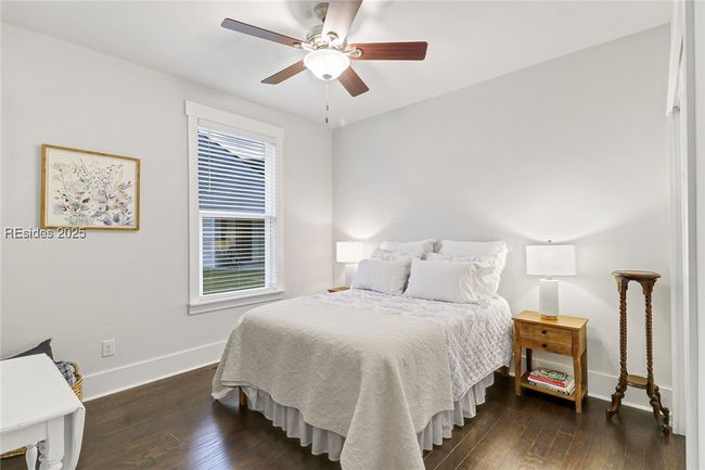 Guest Bedroom 2 | Image 27