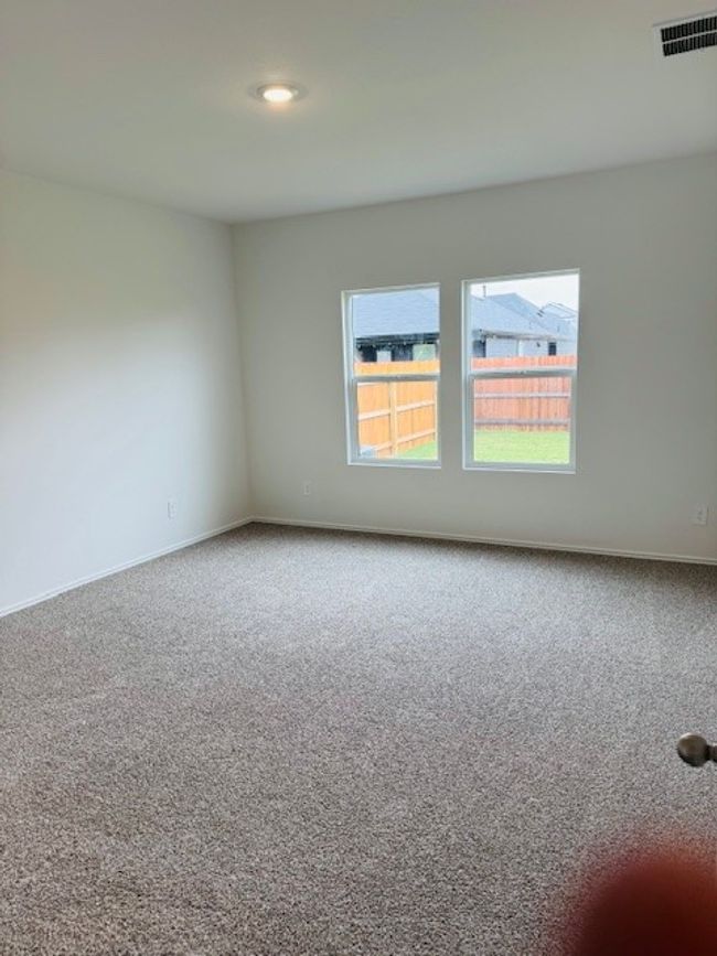 425 Frogmore Loop, House other with 4 bedrooms, 3 bathrooms and 2 parking in Uhland TX | Image 11