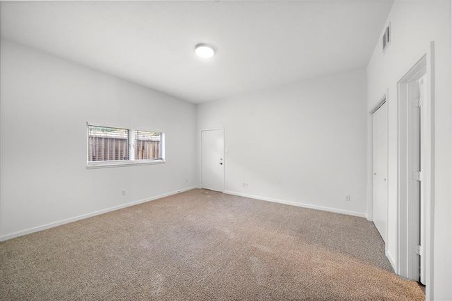 APT-7 - 5920 Fairdale Ln, Townhouse with 2 bedrooms, 3 bathrooms and null parking in Houston TX | Image 14