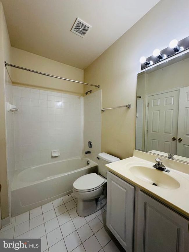 2975 Caribbean Ct, House other with 5 bedrooms, 4 bathrooms and null parking in Fairfax VA | Image 35