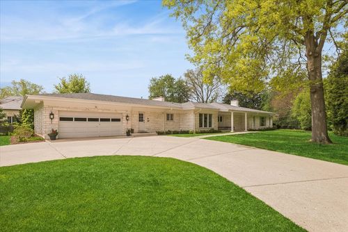14 Winfield Cir, Northfield, IL, 60093-3528 | Card Image