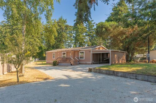 1004 Diane Ave, Oak Harbor, WA, 98277-8225 | Card Image