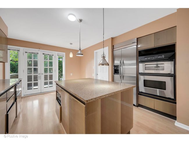509 Burr Oak Pl, Home with 2 bedrooms, 4 bathrooms and null parking in Hinsdale IL | Image 7