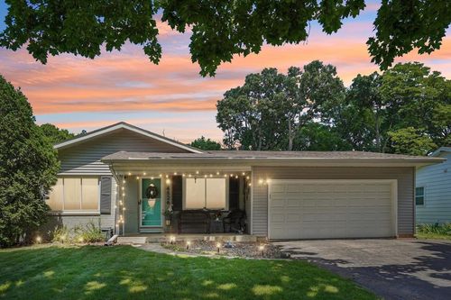 4526 Anniversary Ln, Madison, WI, 53704-3204 | Card Image