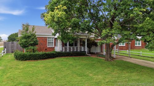 4972 S Madison Ave, Tulsa, OK, 74105-4618 | Card Image