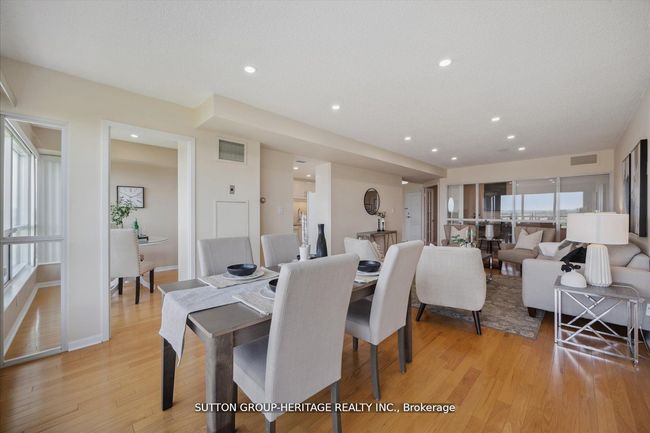 1206 - 712 Rossland Rd E, Condo with 2 bedrooms, 2 bathrooms and null parking in Whitby ON | Image 12