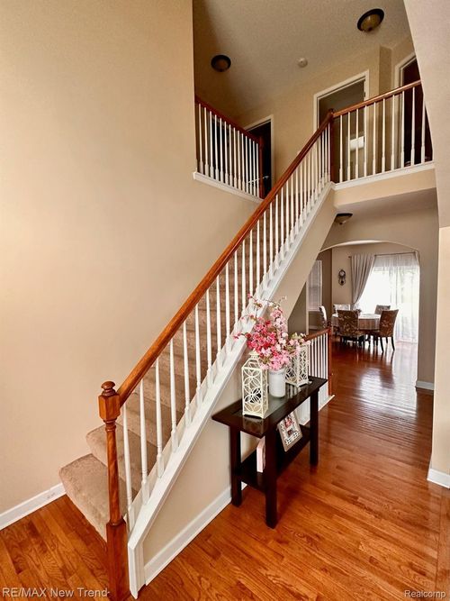 51207 Brompton, Novi, MI, 48374-1017 | Card Image