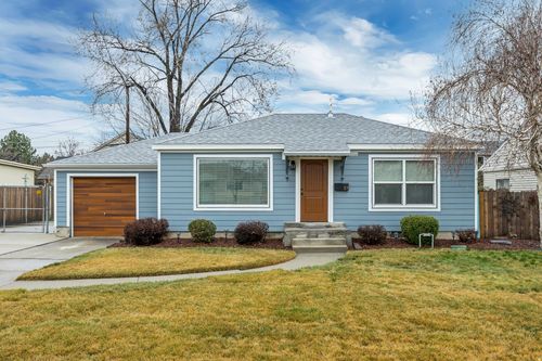 27 W Valley Dr, Murray, UT, 84107-7049 | Card Image