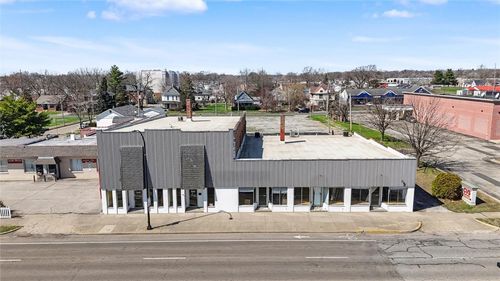 810 N Vermilion Street, Danville, IL, 61832 | Card Image