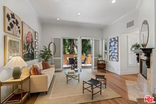 16-18730 Hatteras St, Tarzana, CA, 91356 | Card Image