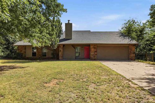 219 E Rogers Dr, Stillwater, OK, 74075-1623 | Card Image