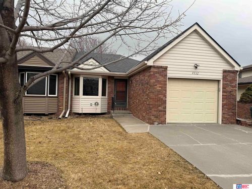 4932 High St, Lincoln, NE, 68506-3946 | Card Image