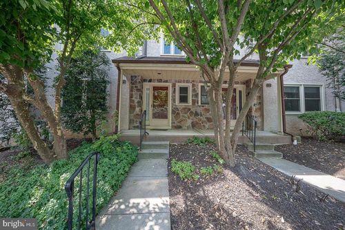 102 Beacon Sq, CHESTERBROOK, PA, 19087-5833 | Card Image
