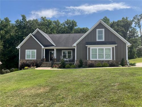 130 Hammock Ridge Dr, Seneca, SC, 29672-4810 | Card Image