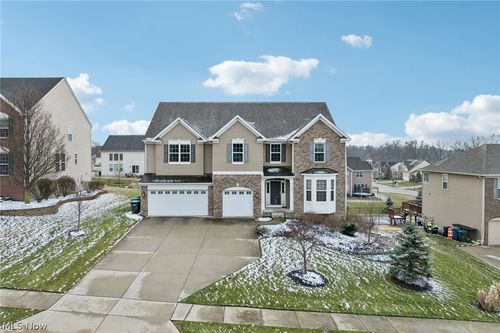 866 Somerby Cir, Uniontown, OH, 44685-6250 | Card Image