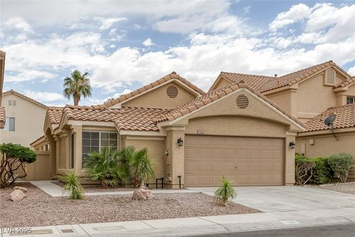 8249 Peaceful Canyon Dr, Las Vegas, NV, 89128-7924 | Card Image