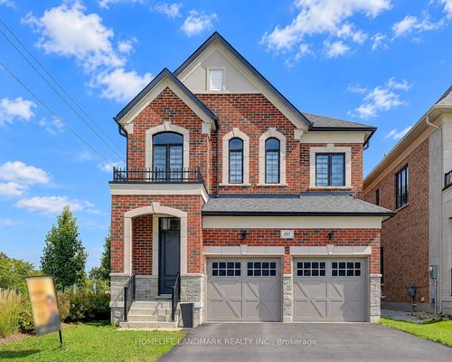 56 Botelho Cir, Aurora, ON, L4G3X2 | Card Image