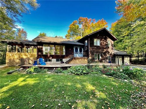 137 Willola Beach Rd, Fitzroy Harbour, ON, K0A1X0 | Card Image