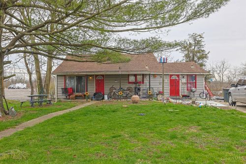 9017 West Rd, Cleves, OH, 45002-9716 | Card Image