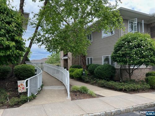 34 Breckenridge, Kinnelon Borough, NJ, 07405 | Card Image