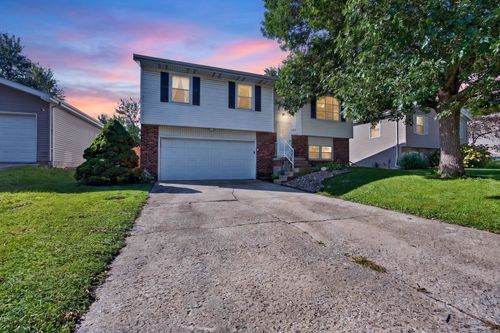 2319 Anchor Dr, Bloomington, IL, 61704-2309 | Card Image