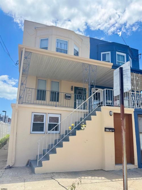 3712 Winchester Ave, Atlantic City, NJ, 08401-3533 | Card Image