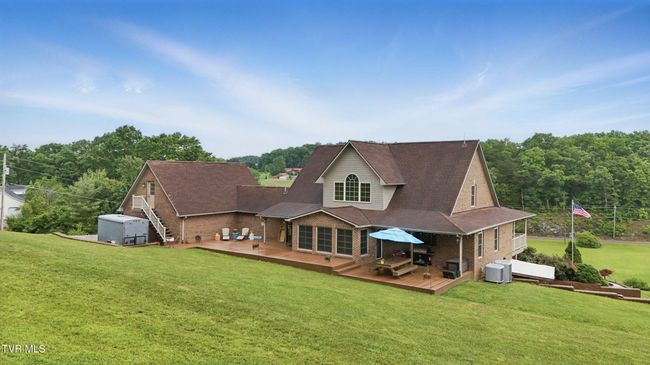1124 Elizabethton Hwy, House other with 3 bedrooms, 3 bathrooms and null parking in Bluff City TN | Image 47