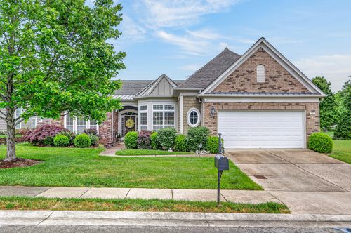 253 Antebellum Ln, Mount Juliet, TN, 37122-6133 | Card Image
